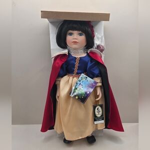 Geppeddo Doll Colection 17" Tall "snow White" Porcelain Doll